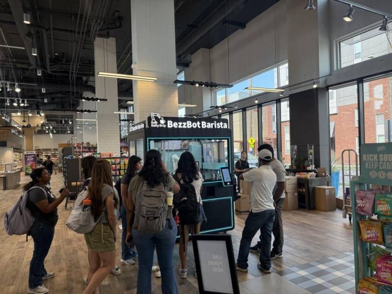 迎来世界首个第六代咖啡机器人COFECQ9电子专用平台“欧洲心脏”比利时(图4)